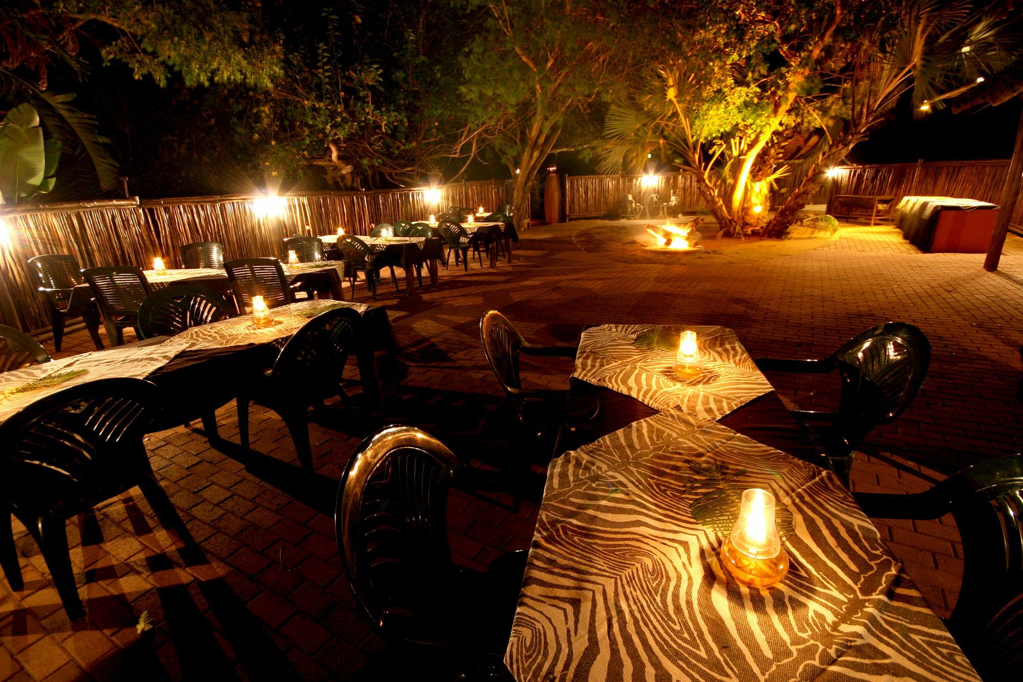 Emdoneni Lodge Hluhluwe Exteriör bild