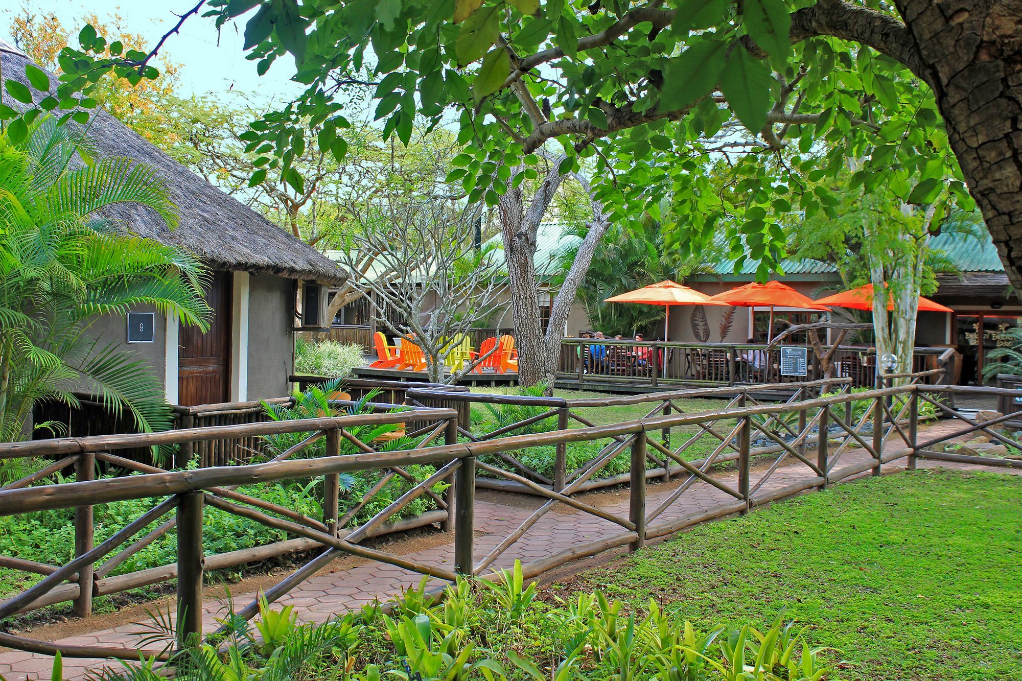 Emdoneni Lodge Hluhluwe Exteriör bild